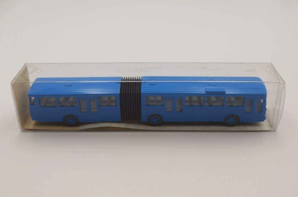 Wiking 705 1:87 Articulated Bus MB O 305G Leonberger w/decals