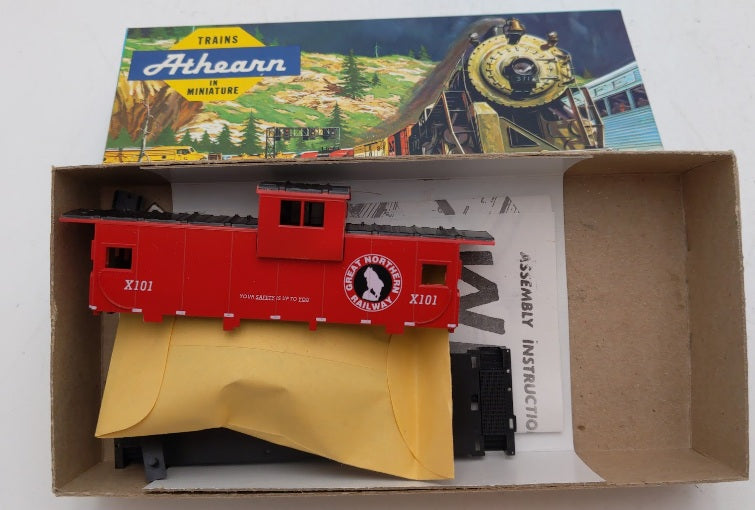 Athearn X101 HO Scale Great Northern Caboose Wide Vision Kit
