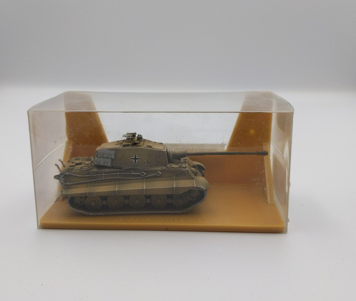 Artitec Models 387.18 WWII German Tiger II Henschel Zimmerit Tank