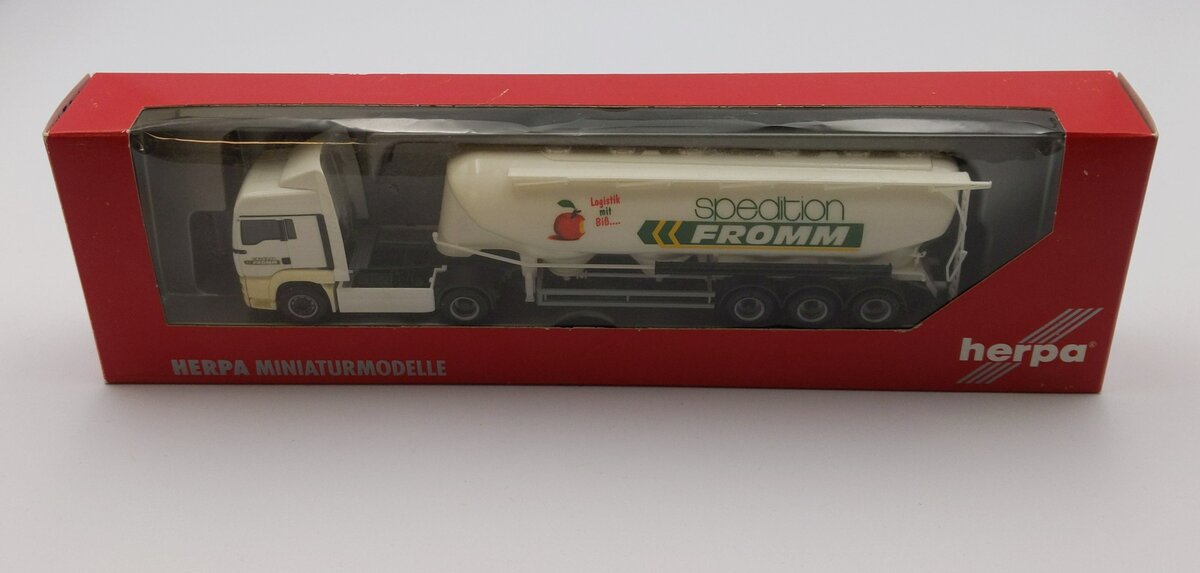 Herpa 150194 HO MAN TGA LX Evolution Bulk Silo Semitrailer