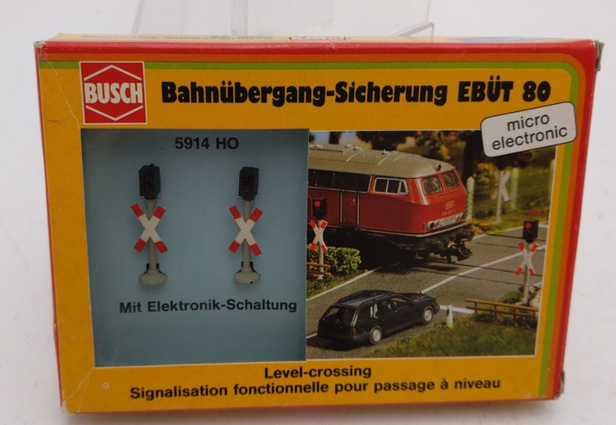 Busch 5914 HO Railroad Train Level Crossing Warning Signal (Pack of 2)