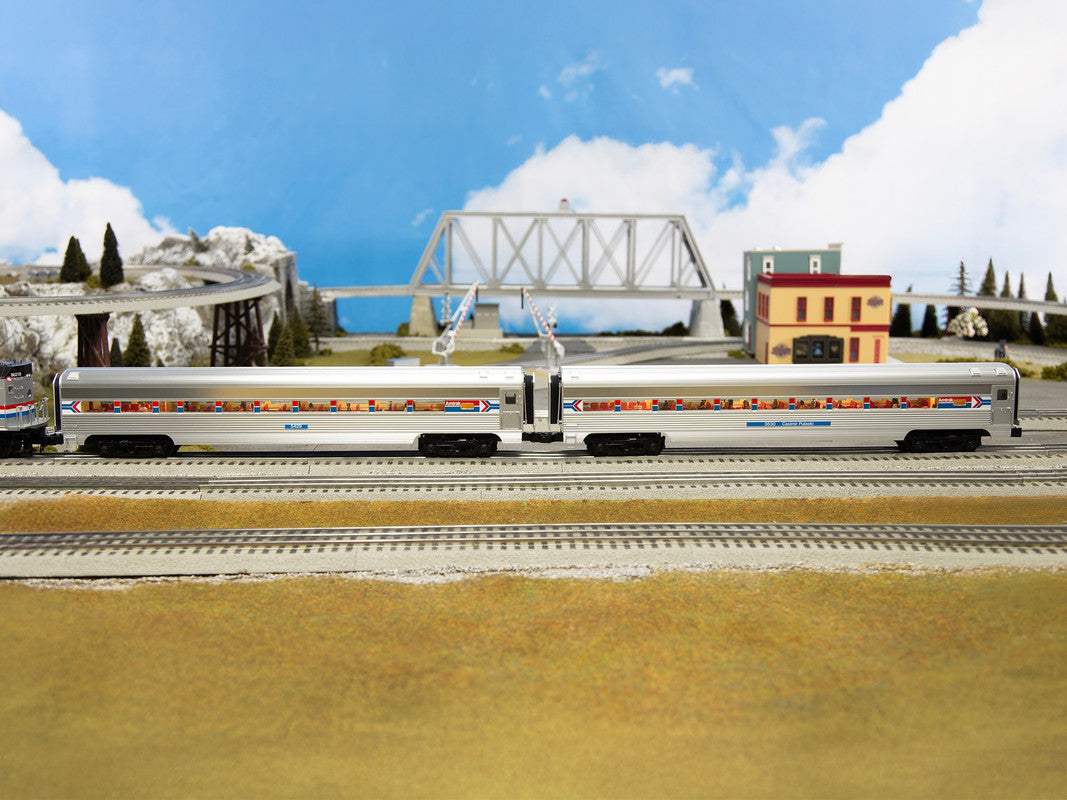 Lionel 2527170 O Amtrak Phase I 18" Aluminum Passenger Car (Set of 2)