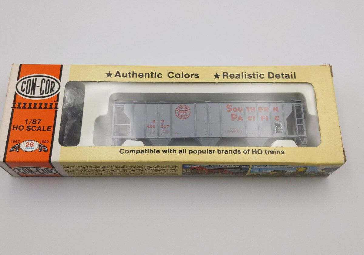 Con-Cor 0001-950301 HO Southern Pacific PS-2 Cov 3-Bay Hopper