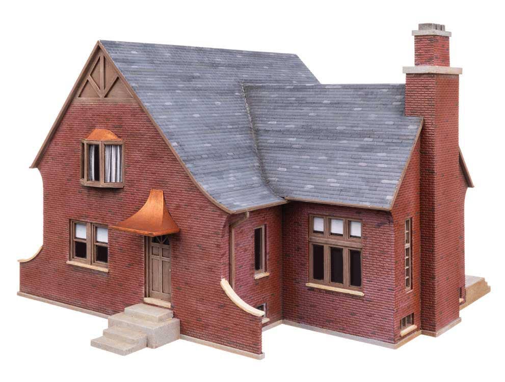 Walthers 933-4250 HO Tudor House Building Kit