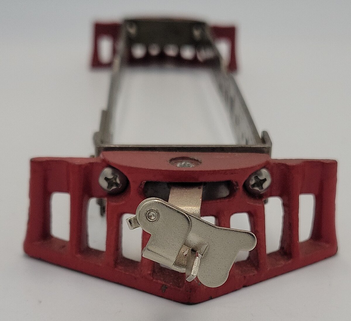 Lionel 38-16-15 Standard Gauge Electric Loco Frame Assembly w/ Cowcatchers #38