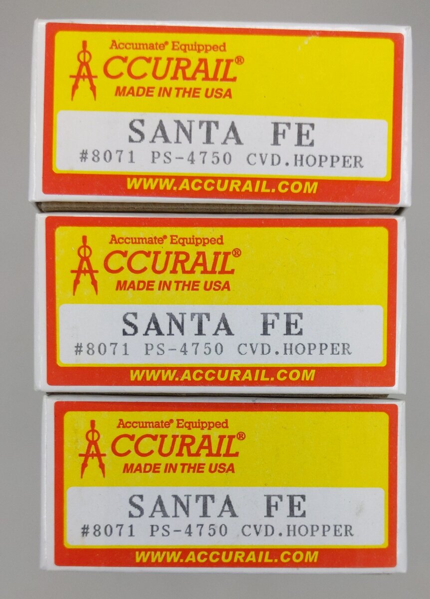 Accurail 8071 HO Scale Santa Fe PS-4750 Covered Hopper Kit (Set of 3 ...