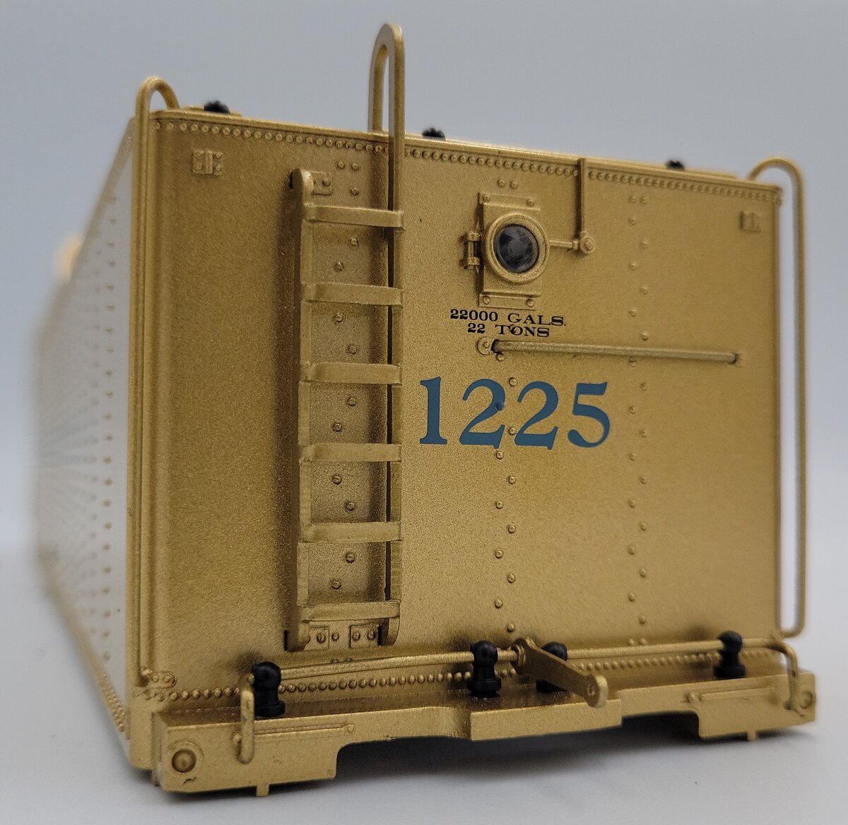 Lionel 11450-T02 Gold Painted Polar Express Scale Berk Tender Shell #1225