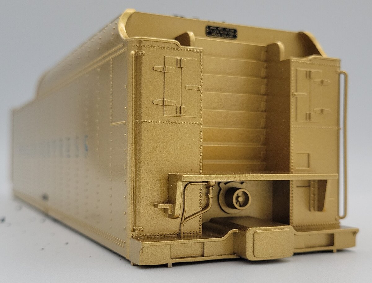 Lionel 11450-T02 Gold Painted Polar Express Scale Berk Tender Shell #1225