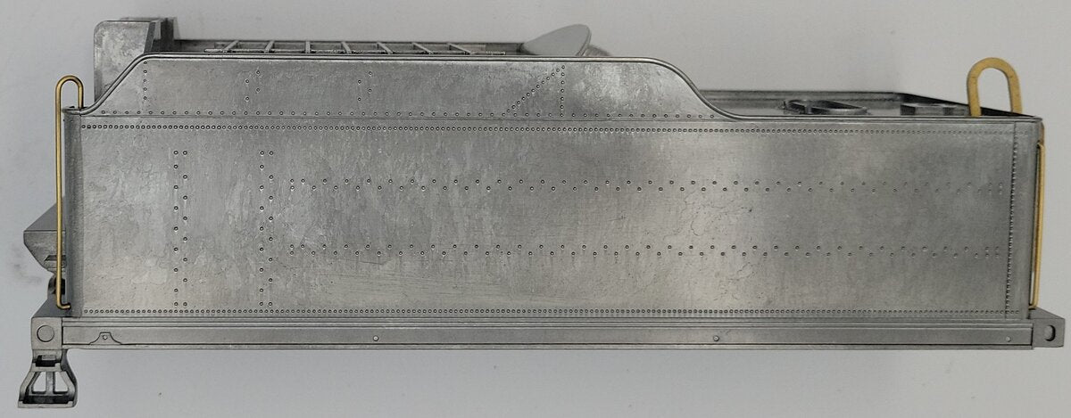 Lionel 81179-T02 Undecorated Heavy Mikado Tender Shell
