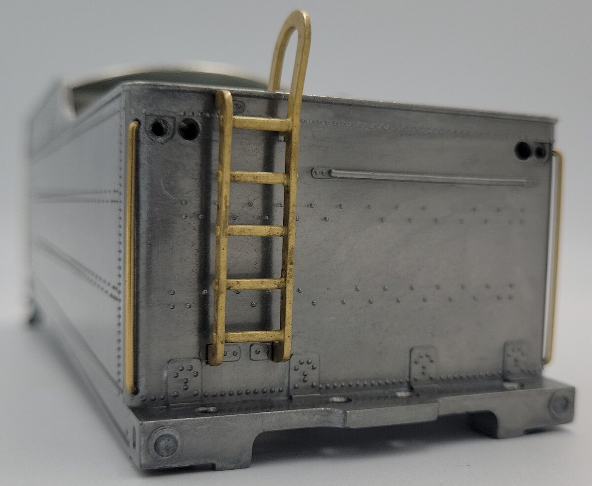 Lionel 81179-T02 Undecorated Heavy Mikado Tender Shell