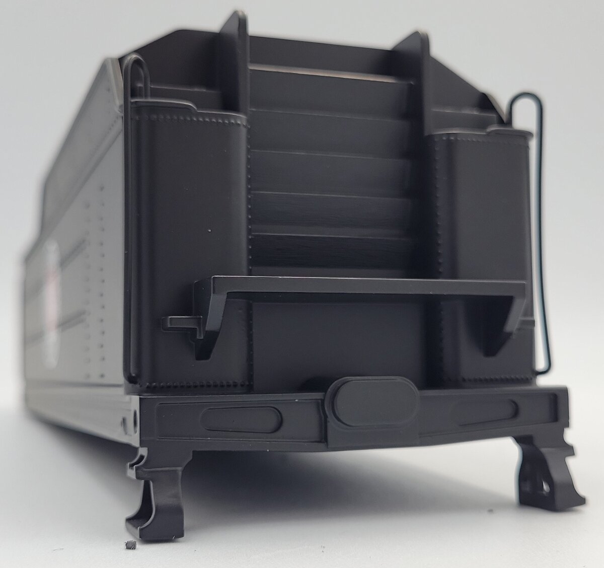 Lionel 81192-T02 Great Northern Railway Heavy Mikado Tender Shell #3048
