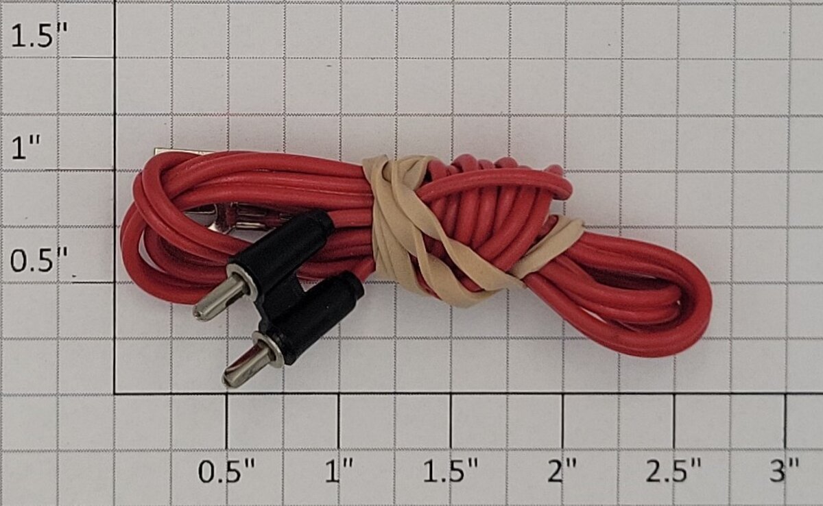 Bachmann 102 Early Ver. Red 2 Wire Male Plug Power Cable w/ Fork Terminals