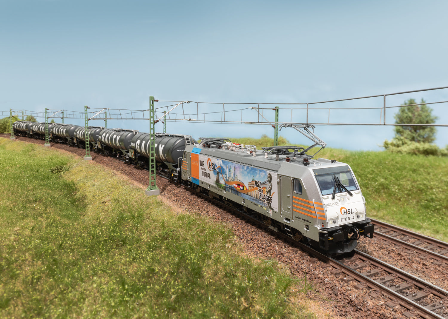 Marklin 38803 HO HSL - Wir verbinden Europa Class 186 Electric Locomotive