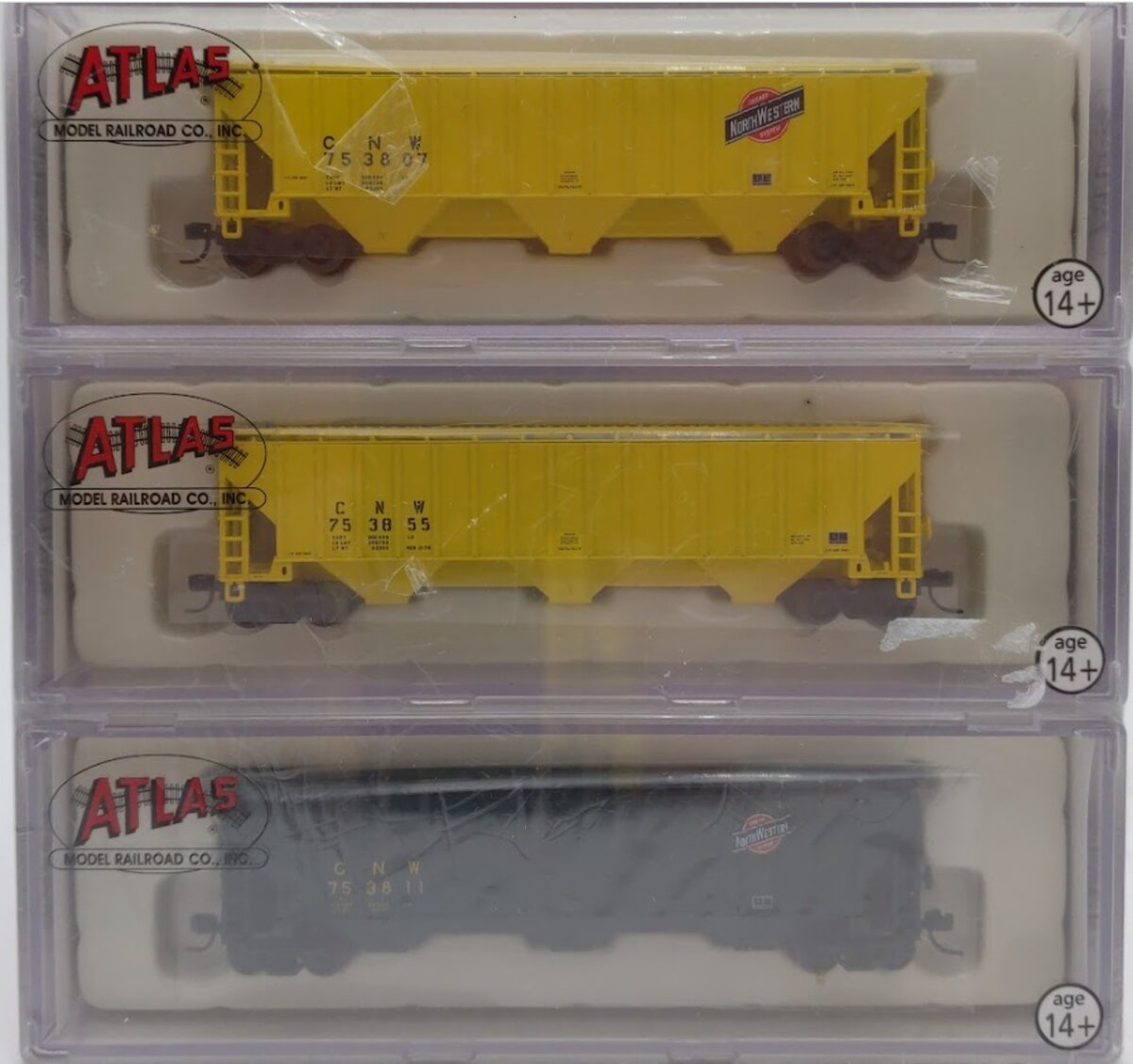 Atlas 4750 N Chicago & North Western Thrall 4750 3-Bay Covered Hopper (Set of 3)