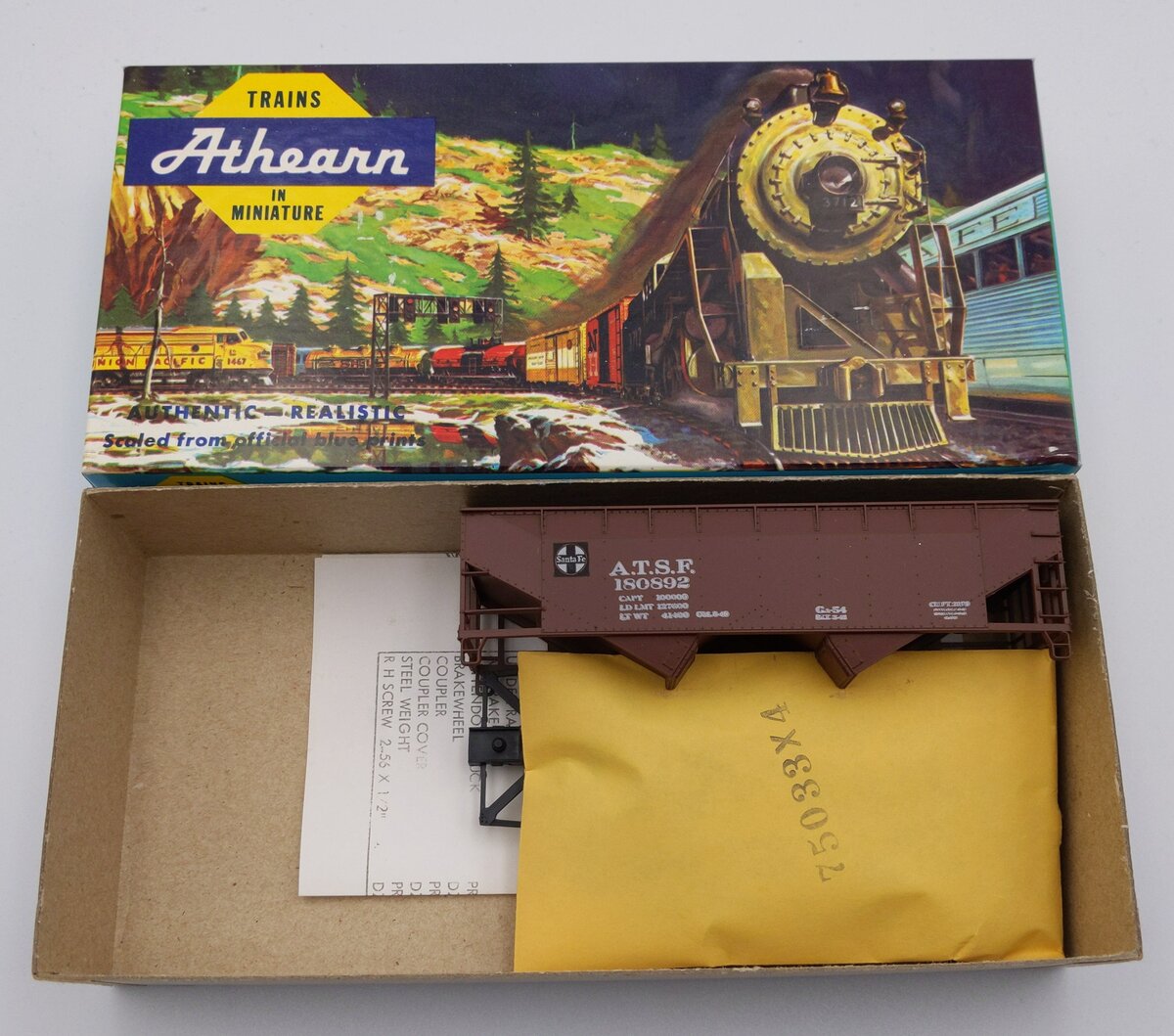 Athearn 5401 HO Santa Fe 34' Hopper Kit