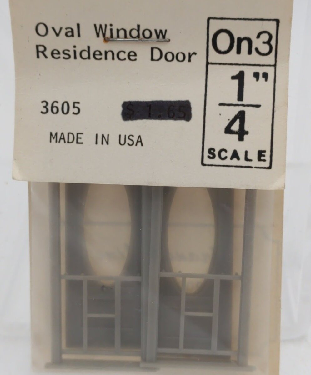 Grandt Line 3605 On3 & 1/4" Scale Oval Window Residence Door Plastic Part