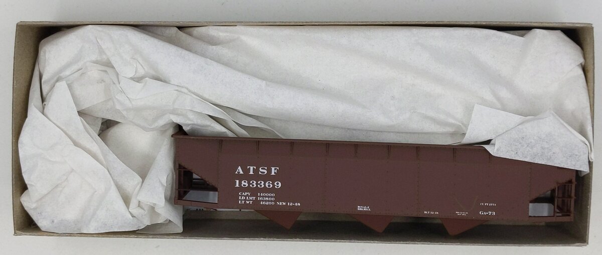 Accurail 7551 HO Scale Santa Fe AAR Triple Hopper Road #: 183369