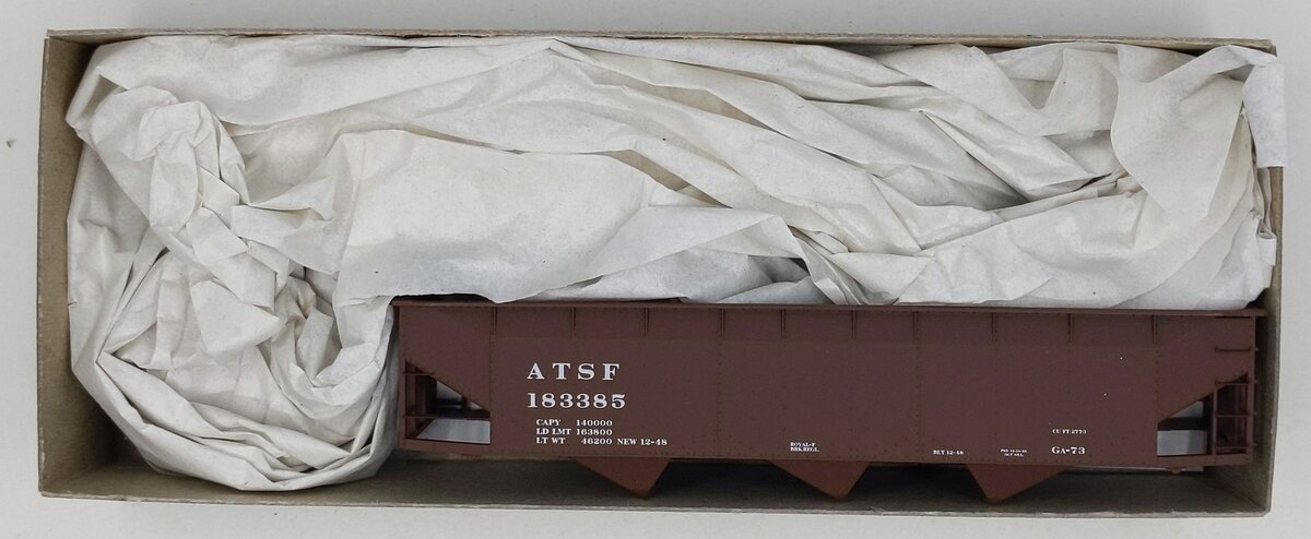Accurail 7551 HO Scale Santa Fe AAR Triple Hopper Road #: 183385