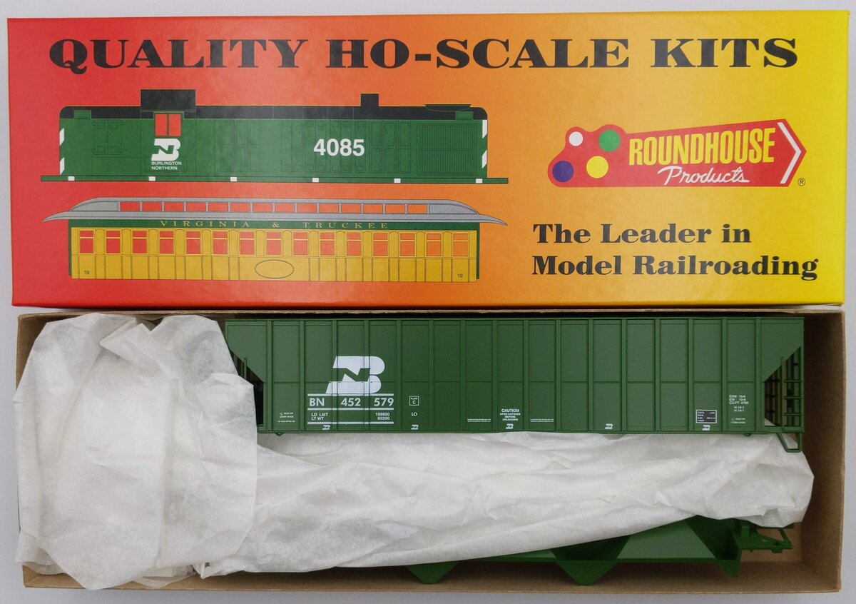 Roundhouse 7834 HO Burlington Northern FMC Covered Hopper Kit