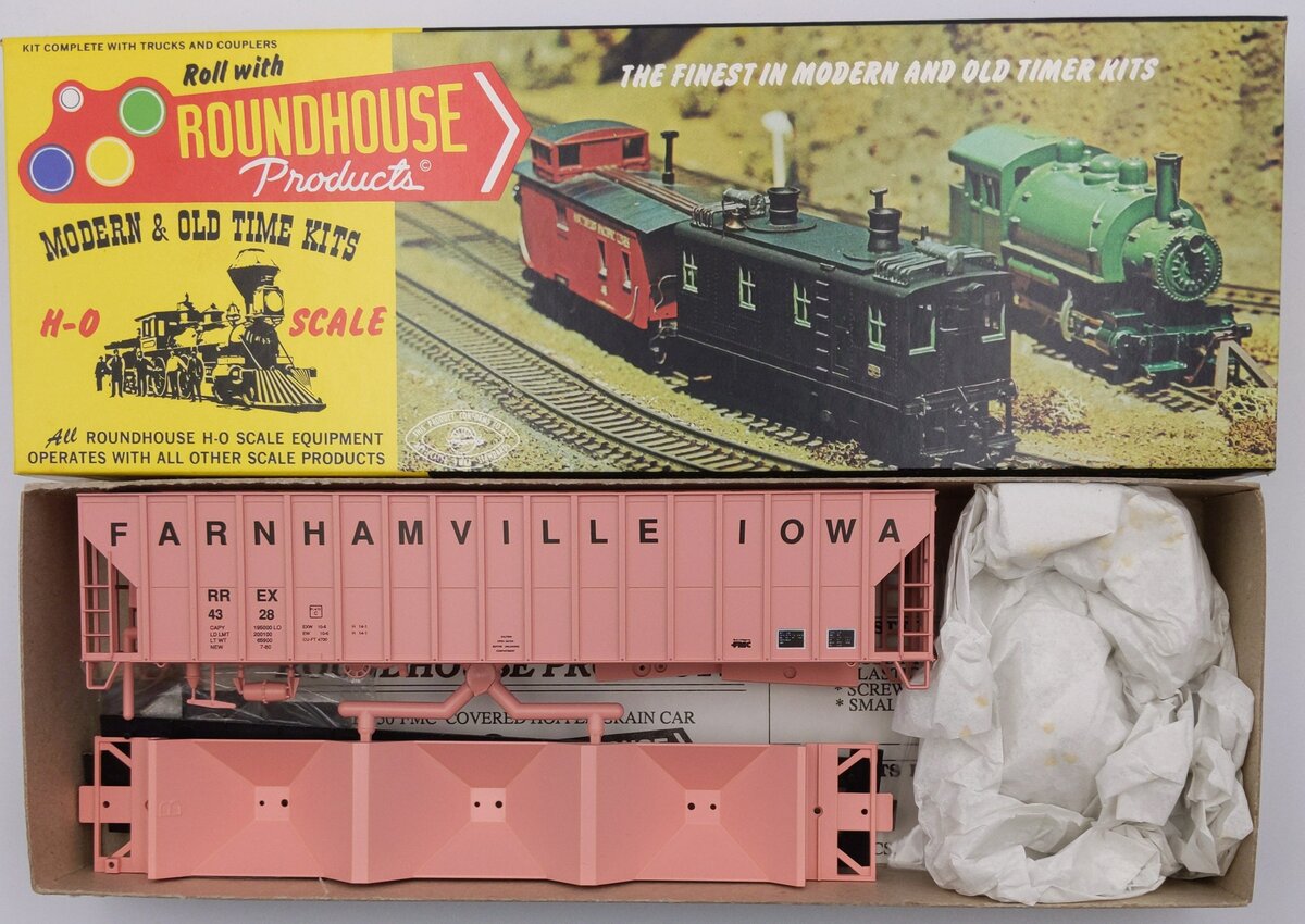 Roundhouse 3531 HO Farnhamville Iowa 50' FMC Covered Hopper Kit