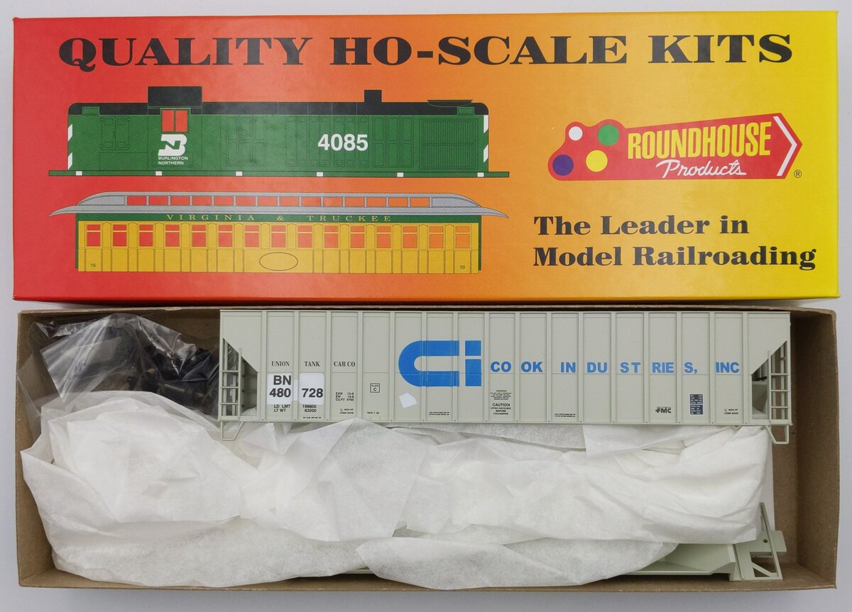 Roundhouse 7862 HO Burlington Northern 50' Covered Hopper Kit