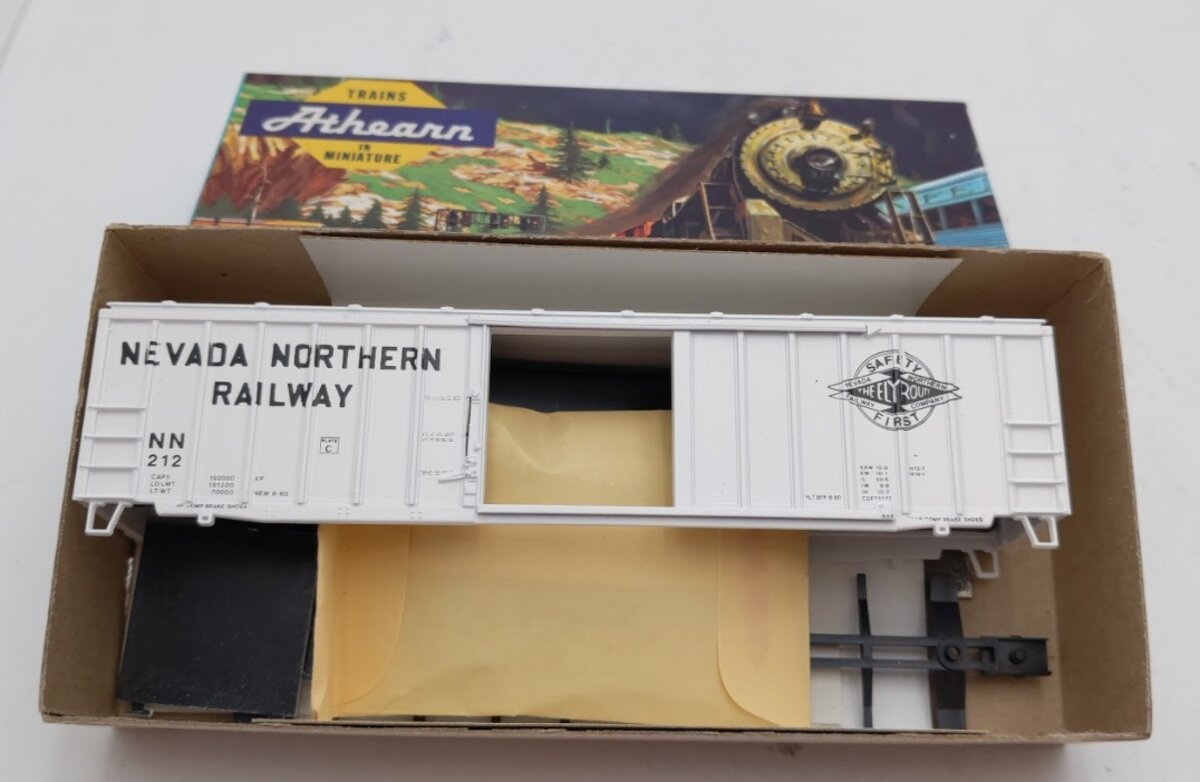 Athearn 819-1 HO Bev-Bel Nevada Northern Railway 50' ACF Railbox Boxcar #212 Kit
