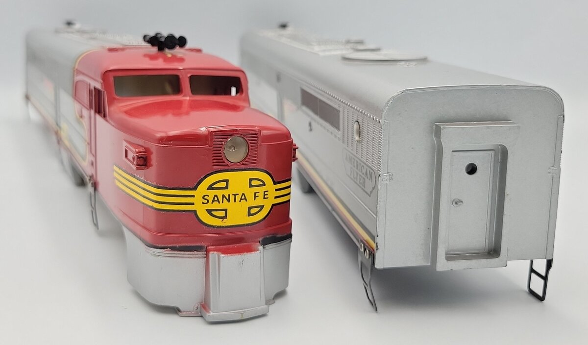 American Flyer 360-1 Santa Fe Diesel Shell A and B (Set of 2)
