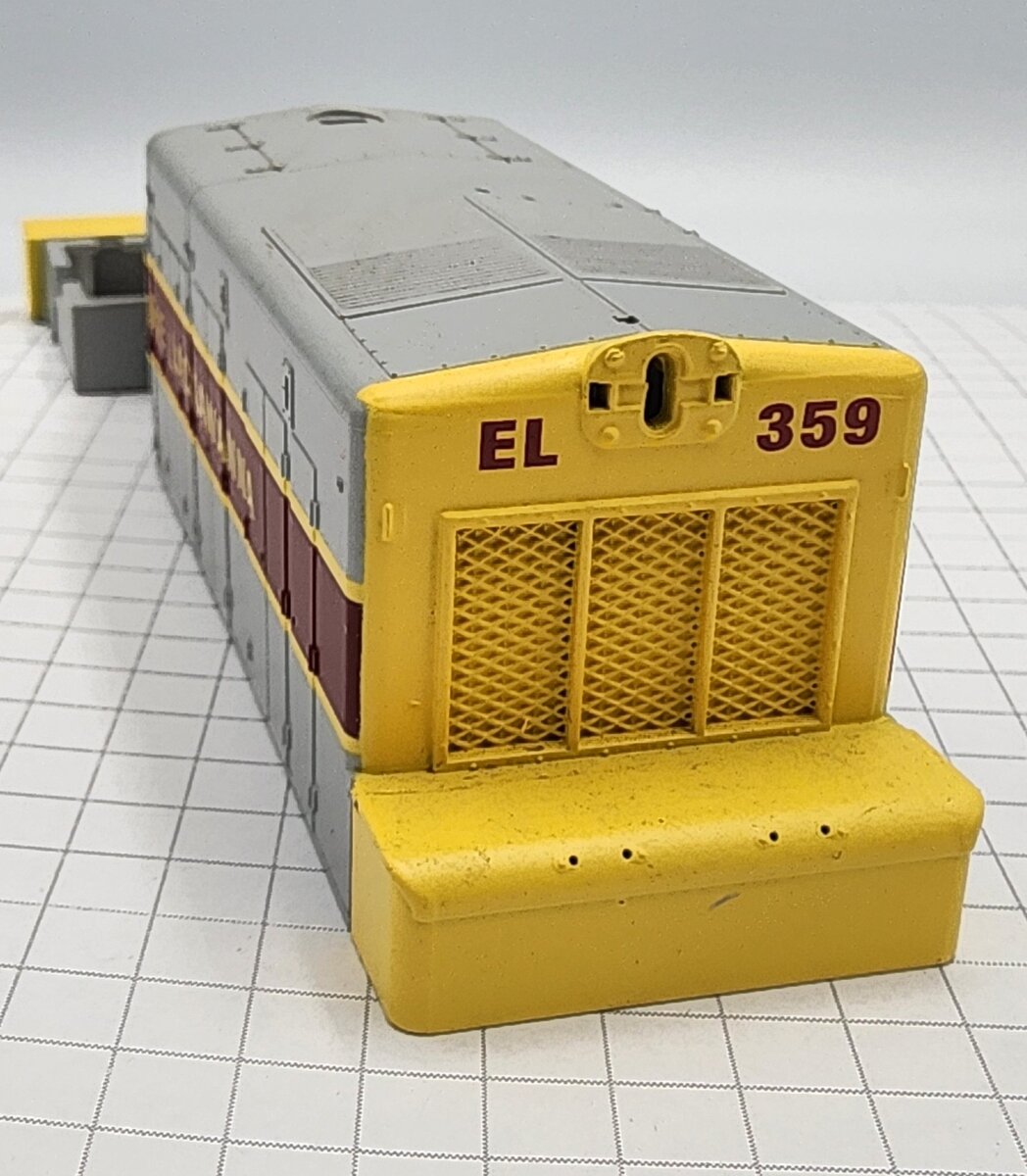S-Helper 662-01-01-EL Grey/Yellow/Maroon 359 Erie Lackawanna Switcher Body Shell