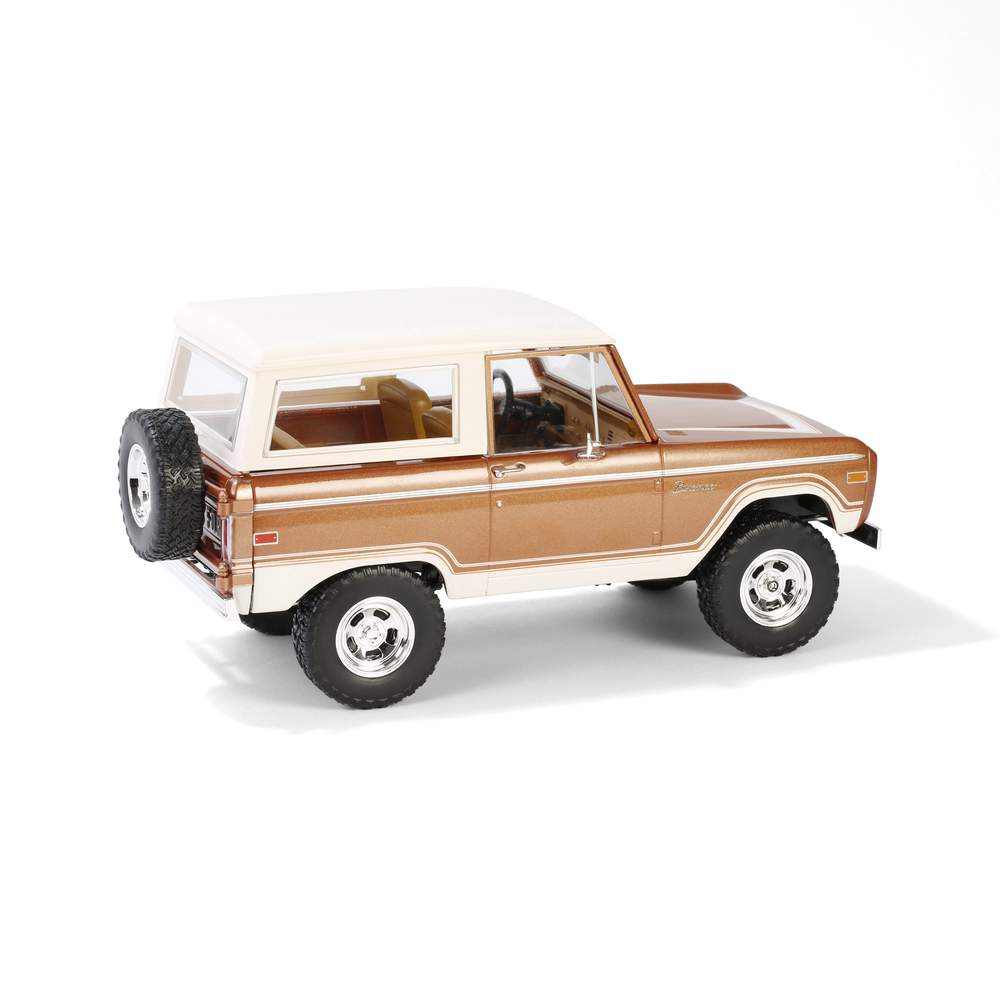 Greenlight Collectibles 19144 1:18 Hot Ginger Metallic 1973 Ford Bronco Ranger