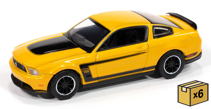 Auto World AWSP186-A-CASE 1:64 Yellow 2012 Ford Mustang Boss 302 (Pack of 6)