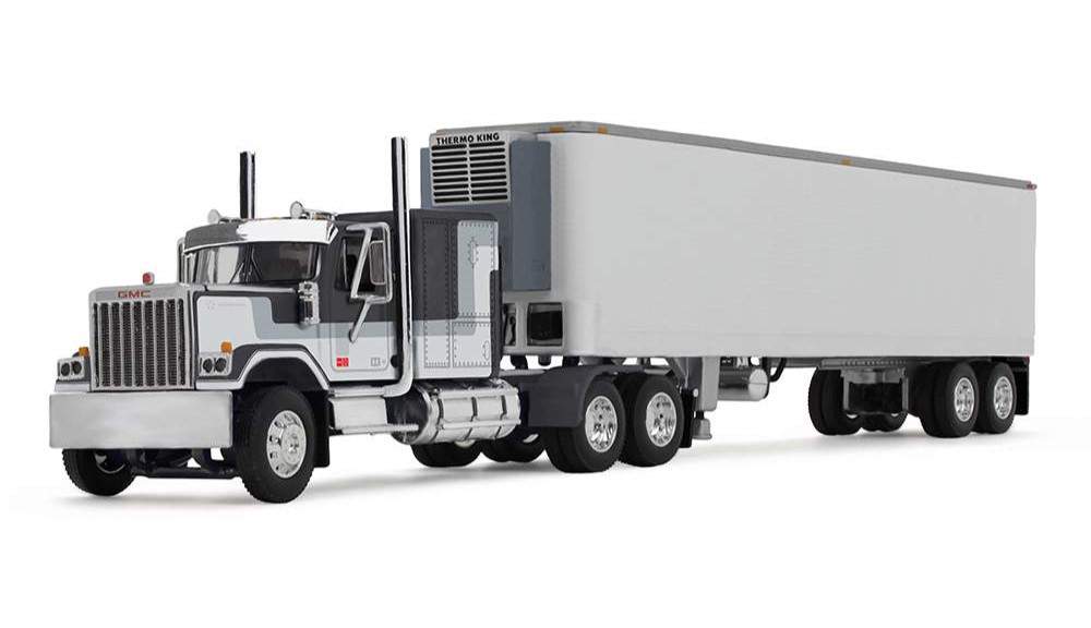 Die Cast Promotions 60-1923 1:64 GMC General Flat Top Sleeper w/ Reefer Trailer