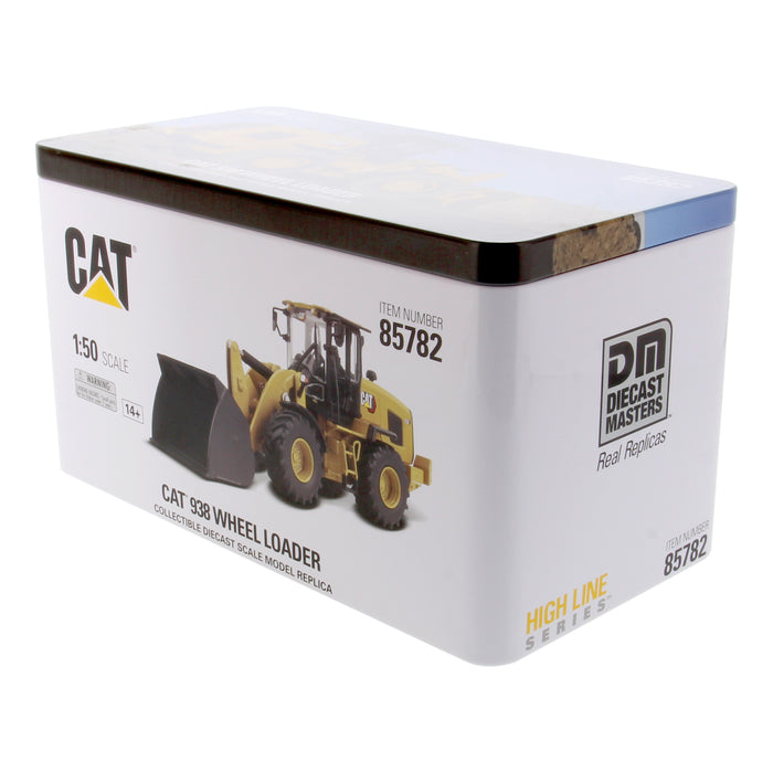 DieCast Masters 85782 1:50 Caterpillar 938 Wheel Loader with Operator