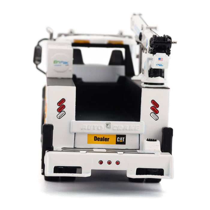 DieCast Masters 85785 1:50 CAT CT660 Auto-Crane Titan 85 Body with Miller EnPak