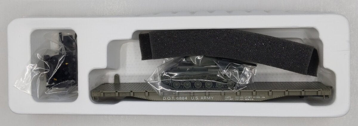 Con-Cor 6884 HO Scale U.S. Army Flat Car with Load