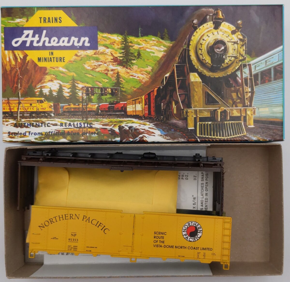 Athearn 301 HO Northern Pacific 40' Boxcar Kit