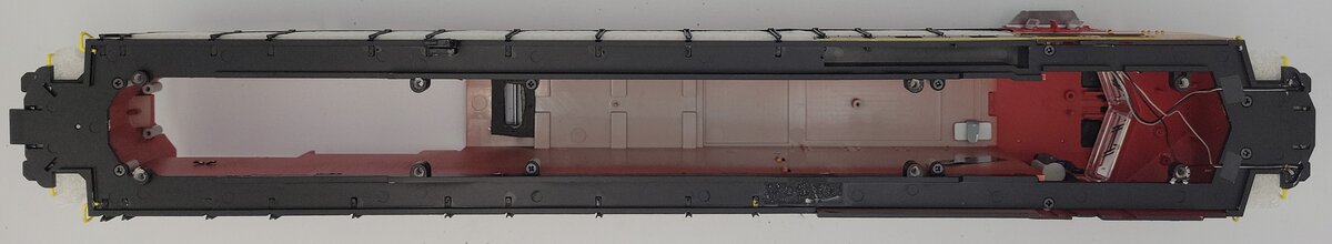 Lionel 82214-2 KCS Scale ES44AC Shell #4685