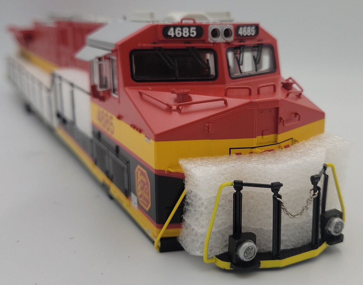 Lionel 82214-2 KCS Scale ES44AC Shell #4685