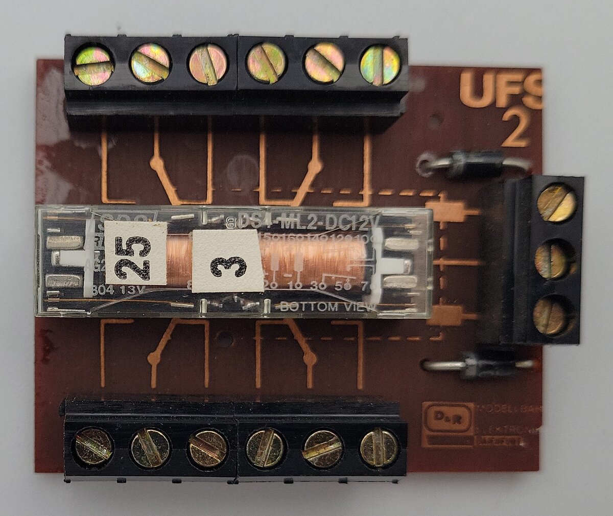 D&R UFS2 HO Gauge 12-Volt Quad Pole Double Throw Automatic Train Control Relay