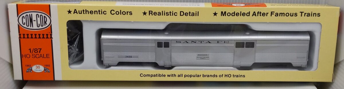Con-Cor 0001-000742 HO Scale Santa Fe 70' Baggage Car Railway Express #3447