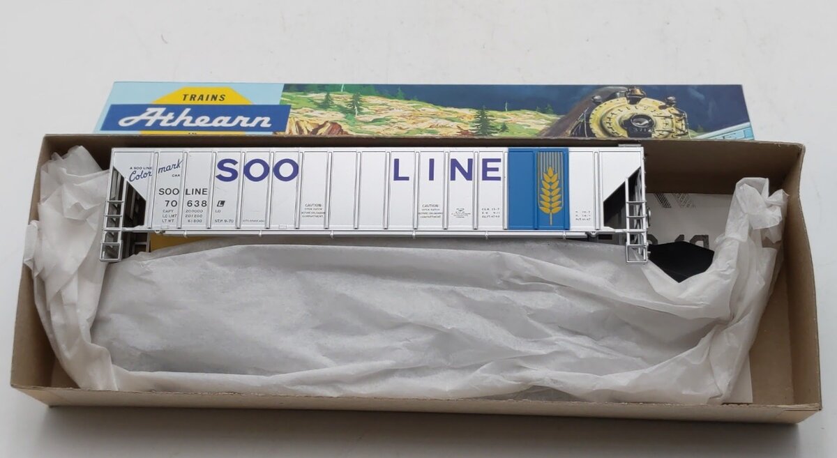 Athearn 5311 HO Scale SOO Line 54' Covered Hopper # 70638 Kit