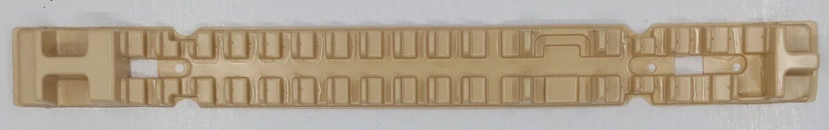 Rivarossi 20140/0 HO Scale Tan Plastic 1930's Interior for Coach Car