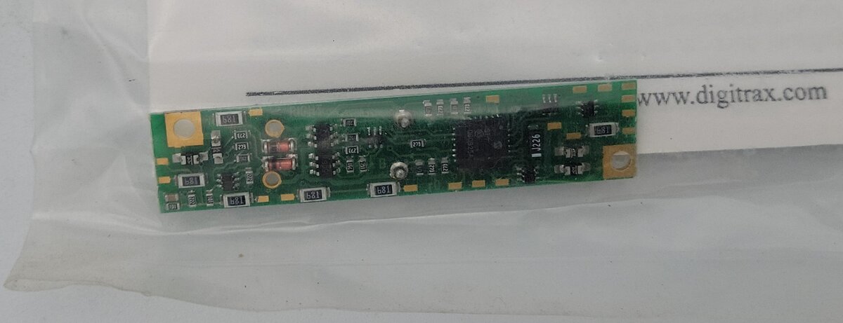 Digitrax DN16311B 1.5 Amp Mobile Decoder