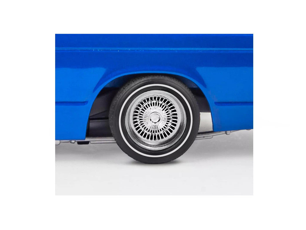 Revell 14562 1:25 '91 Chevy S-10 Lowrider Plastic Model Kit