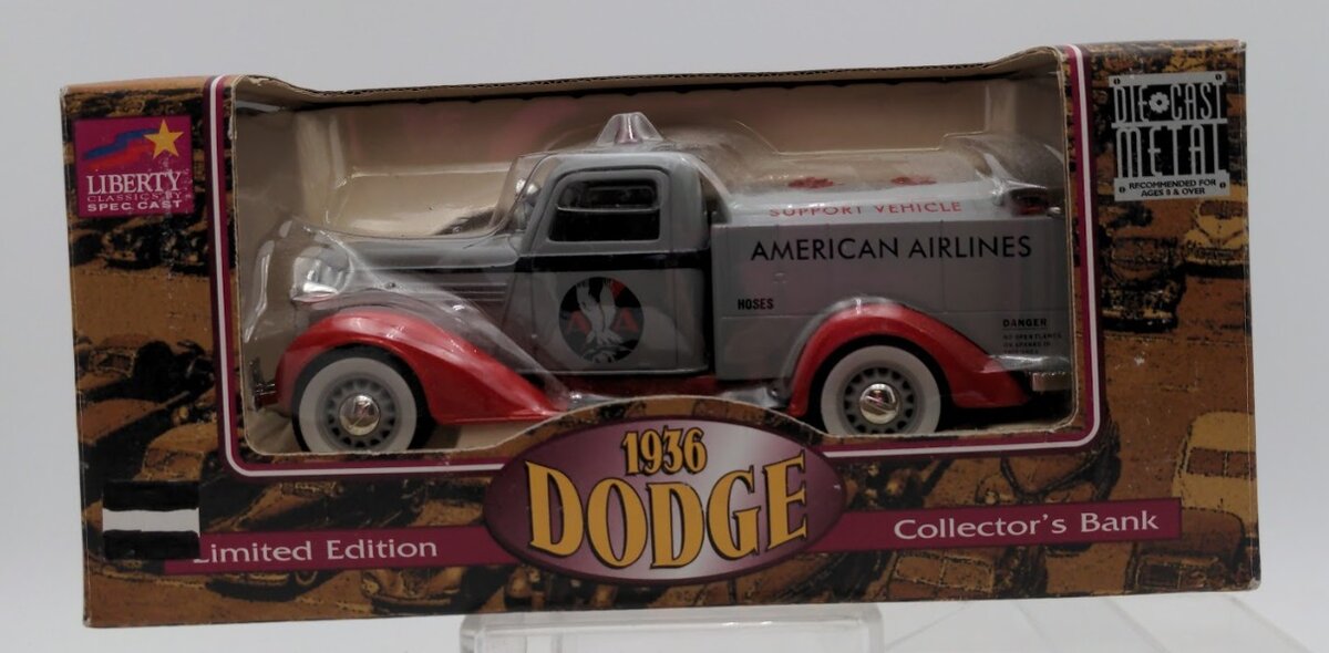 Liberty Classic 72016 1936 Dodge-American Airlines Truck Collectors Bank