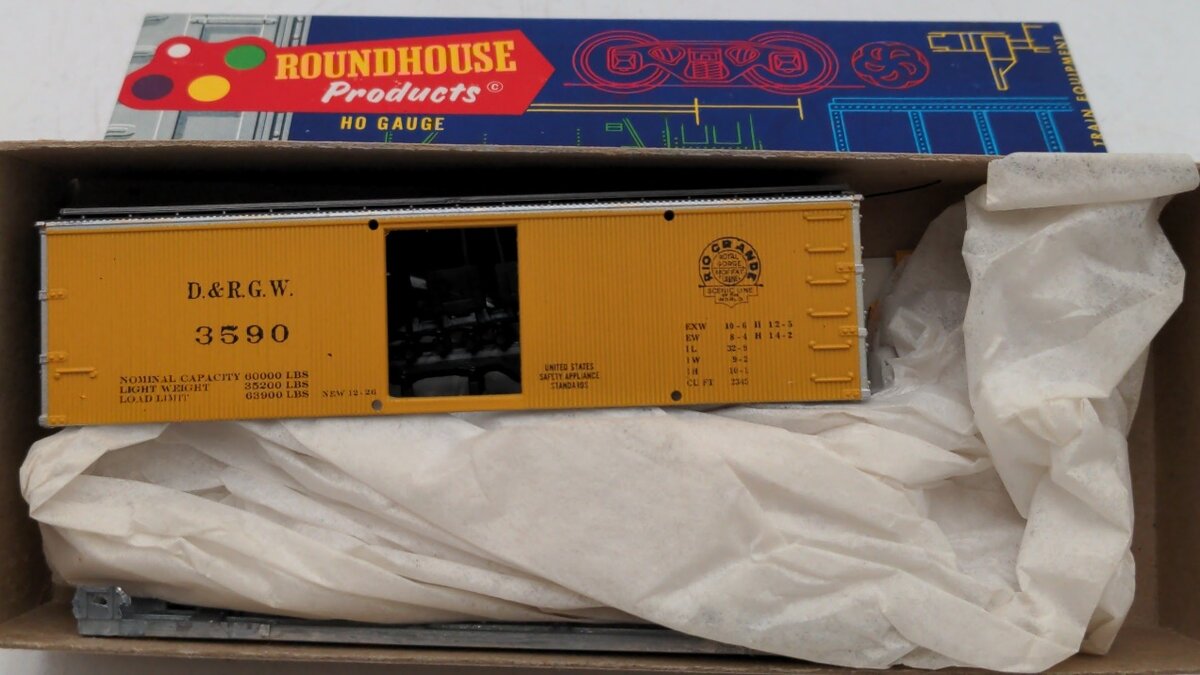 Roundhouse 3015 HO Scale Denver & Rio Grande Western 36' Boxcar # 3590 Kit