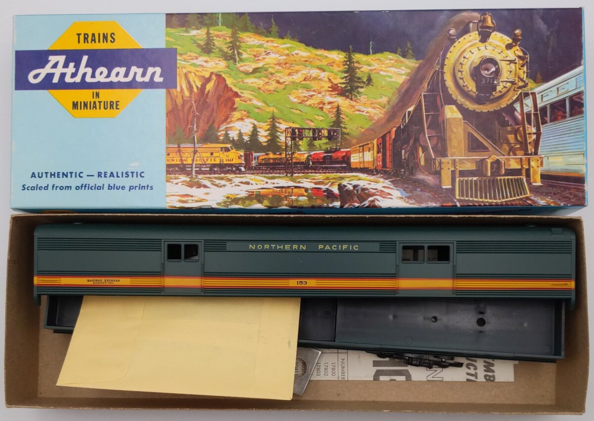 Athearn 1786 HO Northern Pacific 70' Sleeper Car Kit