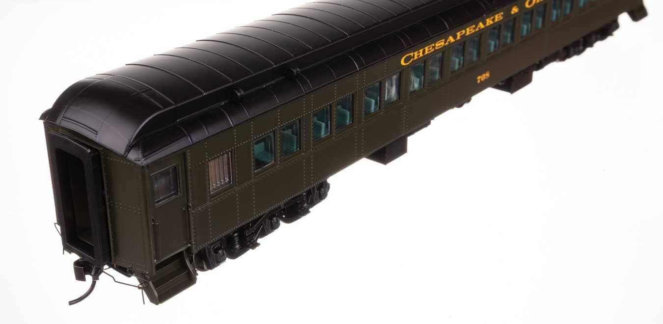 Walthers 920-17605 HO C&O 82' Pullman-Built Heavyweight Paired-Window Coach #708