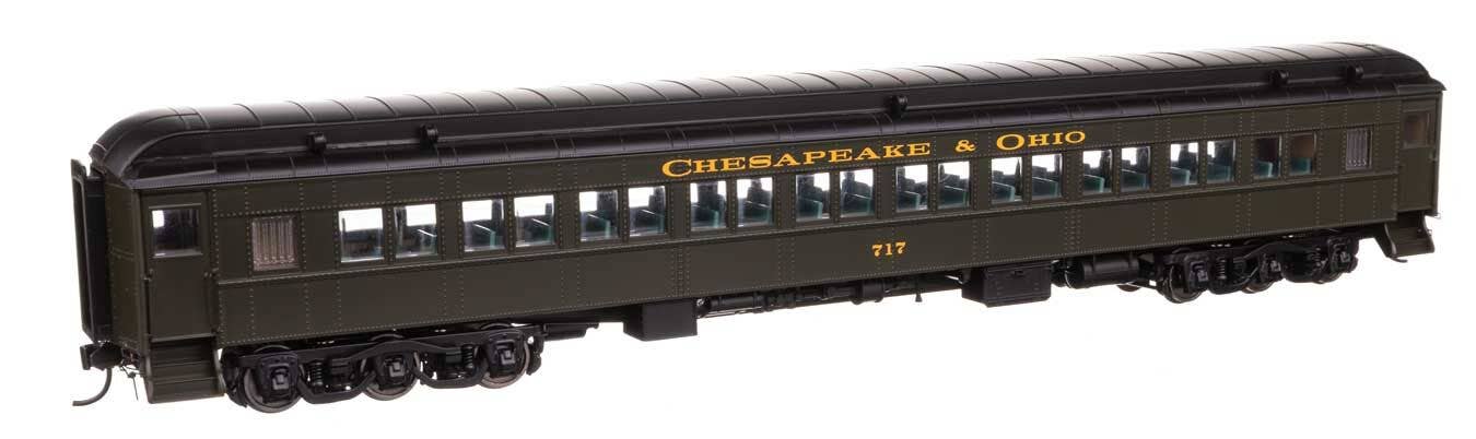 Walthers 920-17606 HO C&O 82' Pullman-Built Heavyweight Paired-Window Coach #717