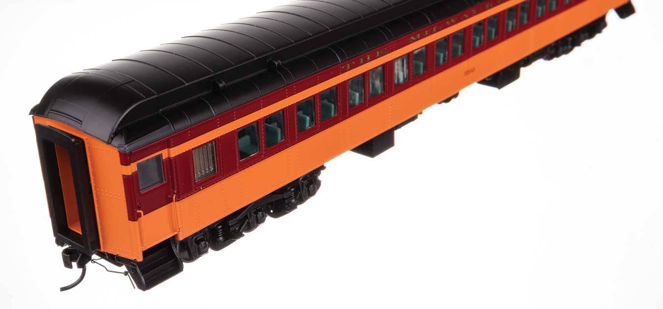 Walthers 920-17608 HO MILW 82' Pullman Heavyweight Paired-Window Coach #3310
