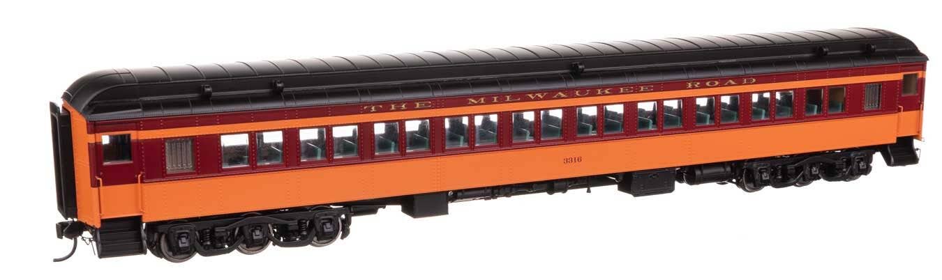 Walthers 920-17609 HO MILW 82' Pullman Heavyweight Paired-Window Coach #3316